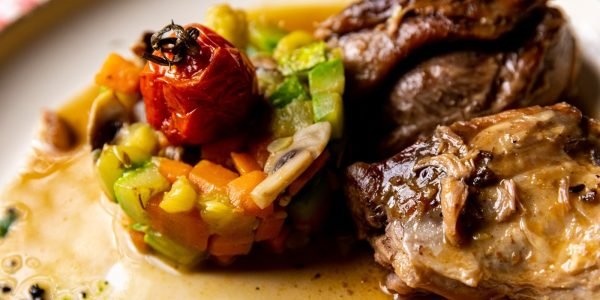 Pork knuckle with vegetables